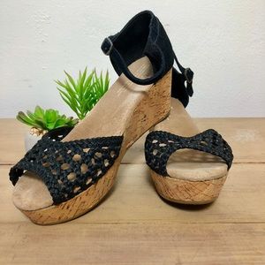 Toms Wedges Size 7
